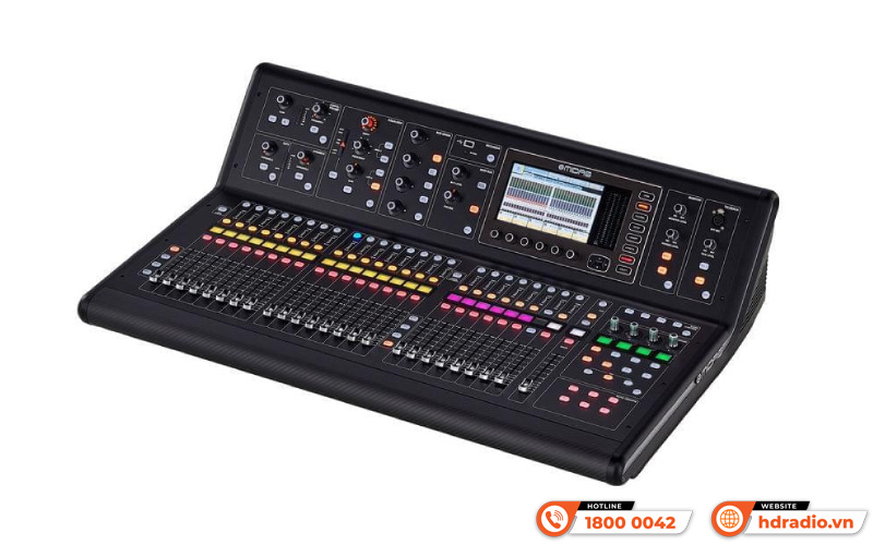  Bàn mixer Midas M32 LIVE 