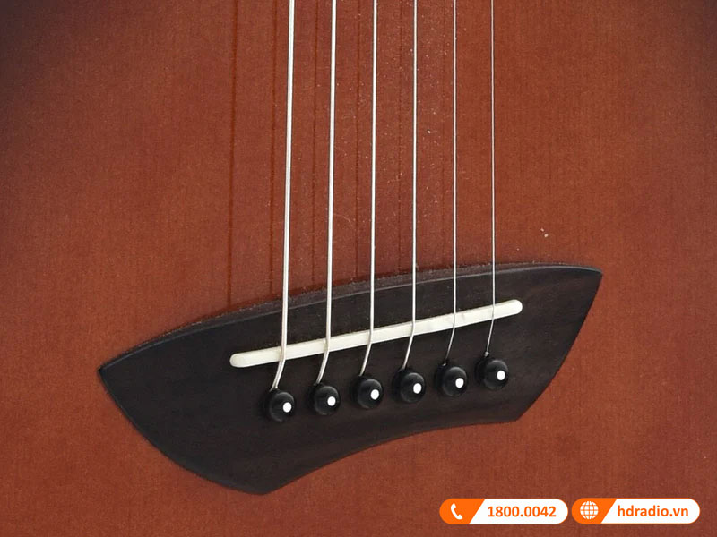 Chat lieu Dan guitar Yamaha CSF3M