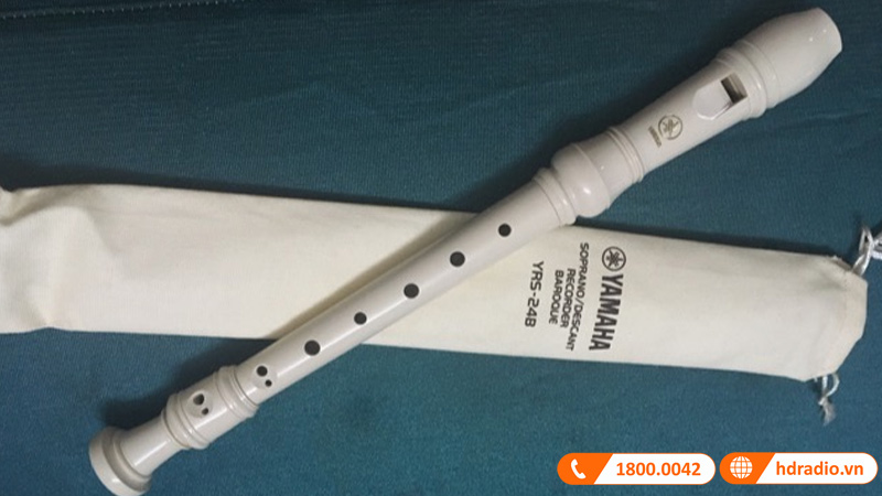 Sáo Tiêu Yamaha YRS-24B