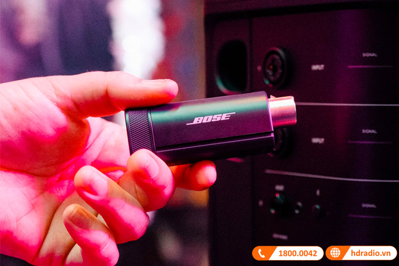 Phụ kiện Bose Wireless Mic/Line Transmitter XLR (Bộ phát Micro XLR không dây cho Loa Bose S1 Pro Plus), Pin 4 Giờ, Khoảng cách 9 mét-2