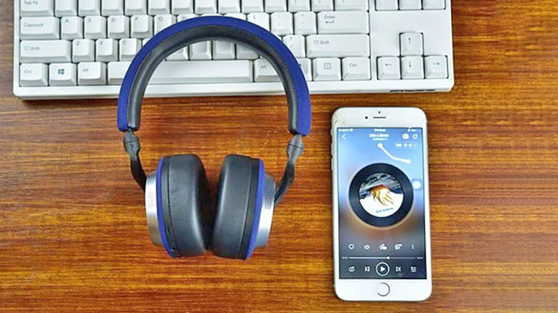 Tai Nghe B&W PX5 Trang Bị Bluetooth 5.0