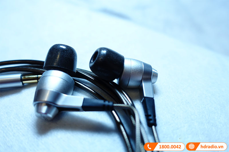 thiết kế bền bỉ, sang trọng