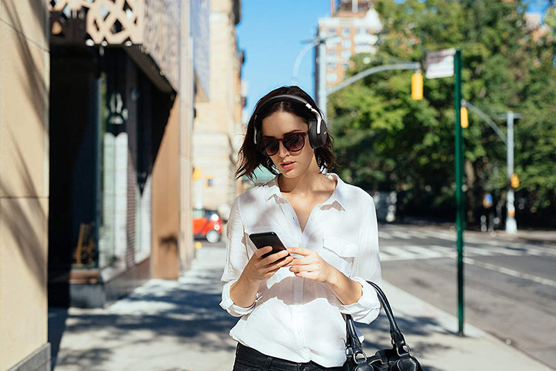 Tai Nghe Denon AH-GC25NC