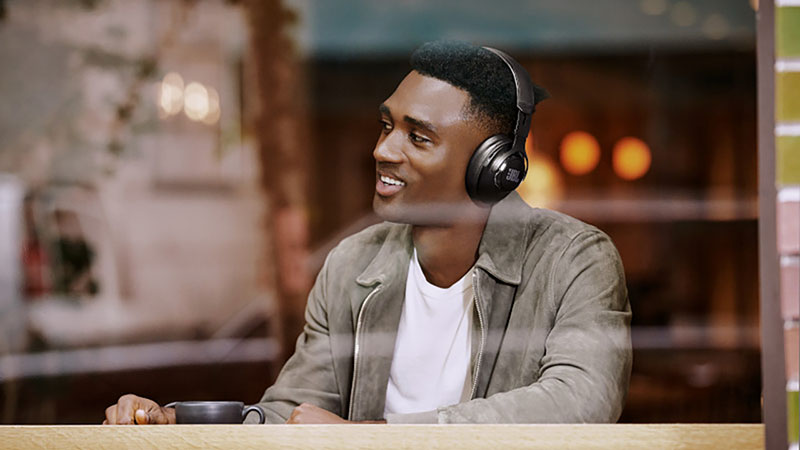 Tai Nghe JBL CLUB 950NC