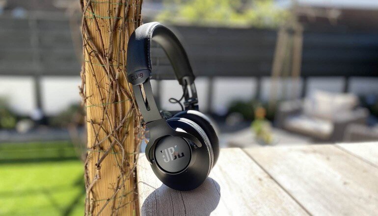 Tai Nghe JBL CLUB ONE