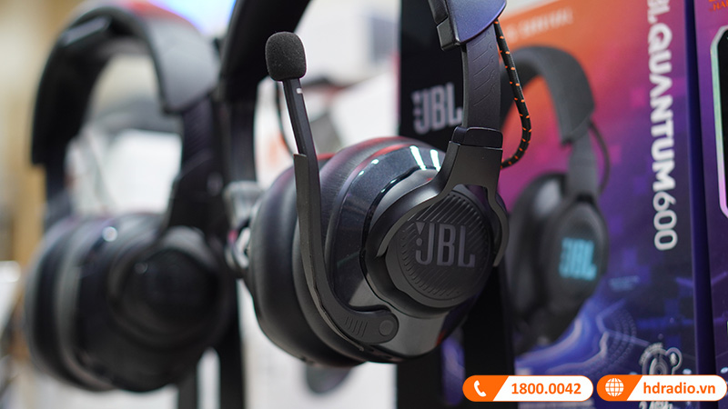Tai nghe JBL Quantum 600 ảnh thực tế 