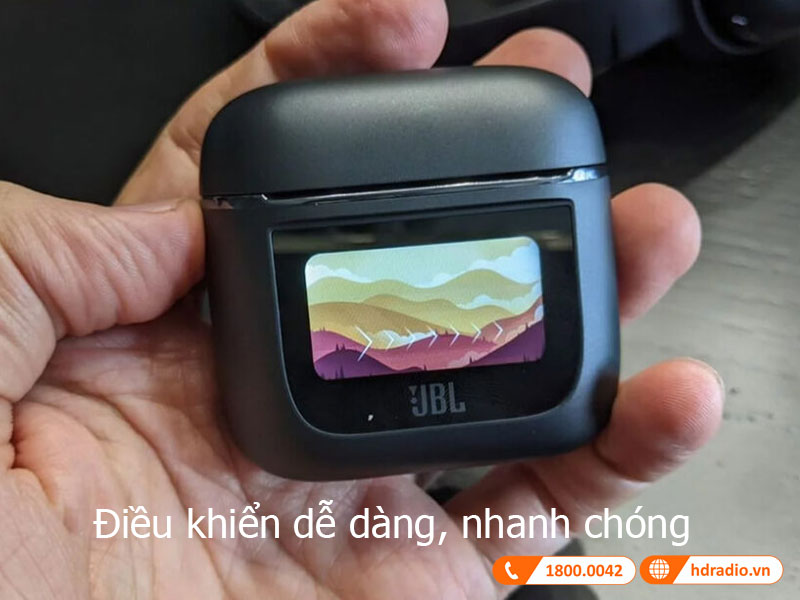 Điều khiển dễ dàng trên tai nghe JBL Tour PRO 2