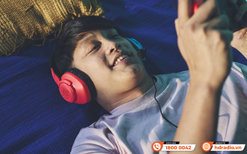 Tai nghe JBL Quantum 100N