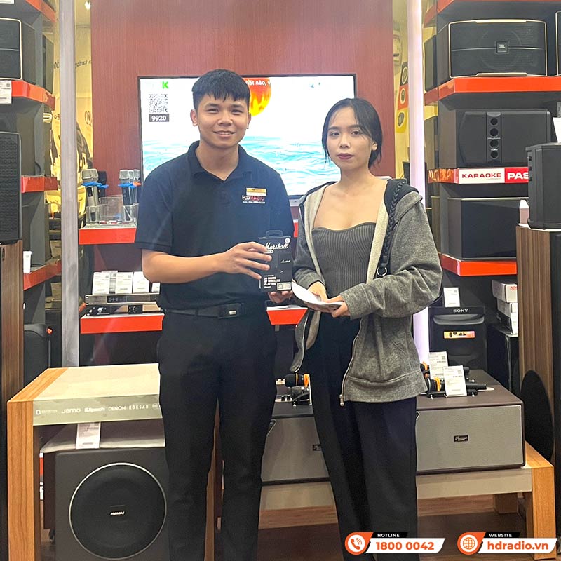 khách hàng mua Tai nghe Marshall Minor 3 chính hãng ASH tại hdradio