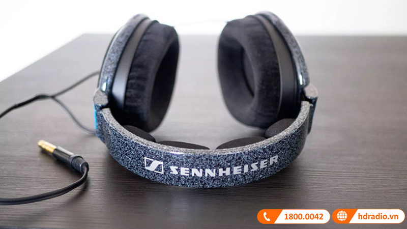 Tai nghe Sennheiser HD600