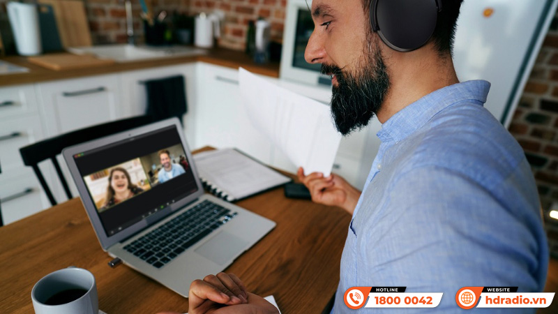 Bộ chuyển đổi Bluetooth Sennheiser BTD 600