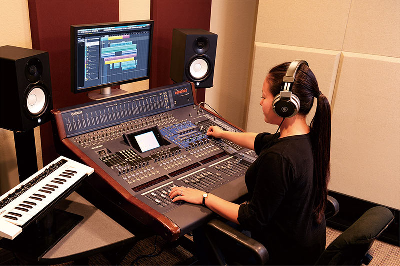 Tai nghe Yamaha HPH-MT7