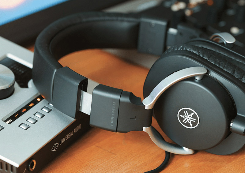 Tai Nghe Yamaha HPH-MT8