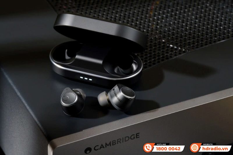 Tai nghe Cambridge Audio Melomania M100