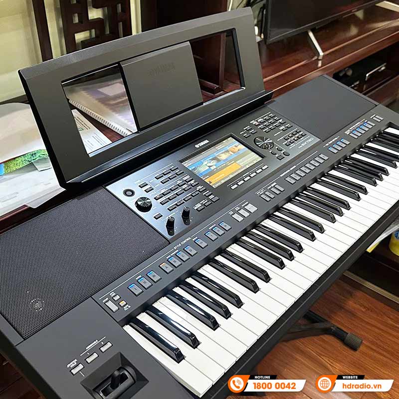 Bàn giao cây Đàn Organ Yamaha PSR-SX720 chất lượng trị giá gần 30 triệu cho chú Ân ở Thanh Xuân, Hà Nội