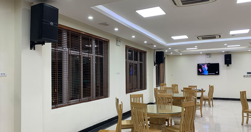 Lắp Hệ thống âm thanh Nhà Hàng trị giá trên 324tr cho anh Mẫn ở Nam Từ Liêm, Hà Nội (Loa Anglo 12,  Đẩy CPD 3600,  Mic JK B9,  Sub Wharfedale ANGLO E18B,  Vang JK X9900 Pro,  KIWI S803A,  Đầu ViệtK Plus 6TB,  Màn VietK 23 inch)