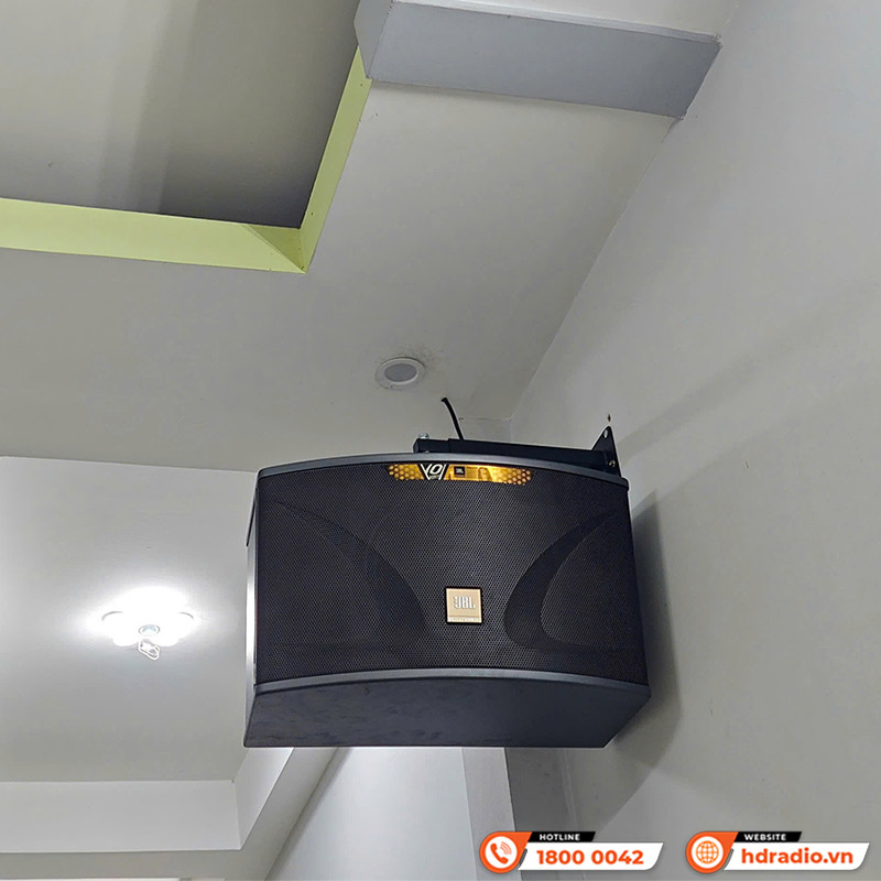 Lắp đặt dàn karaoke gia đình KHD49 trị giá gần 32 triệu cho chị Khanh ở Tân Phú, Hồ Chí Minh