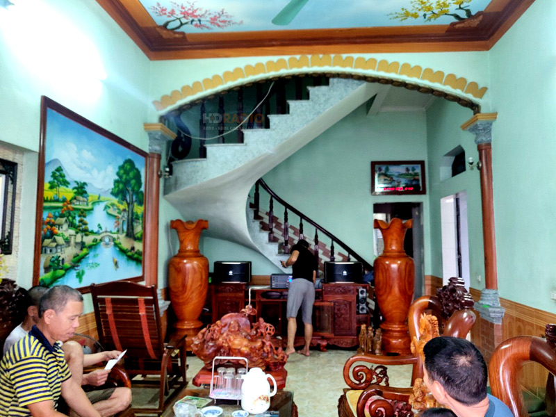 anh-ai-o-my-hao-hung-yen