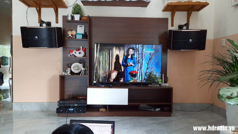 lap-bo-dan-karaoke-cho-anh-an-o-dong-xoai-binh-phuoc