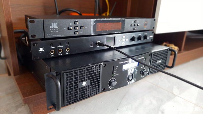 lap-bo-dan-karaoke-cho-anh-an-o-dong-xoai-binh-phuoc5