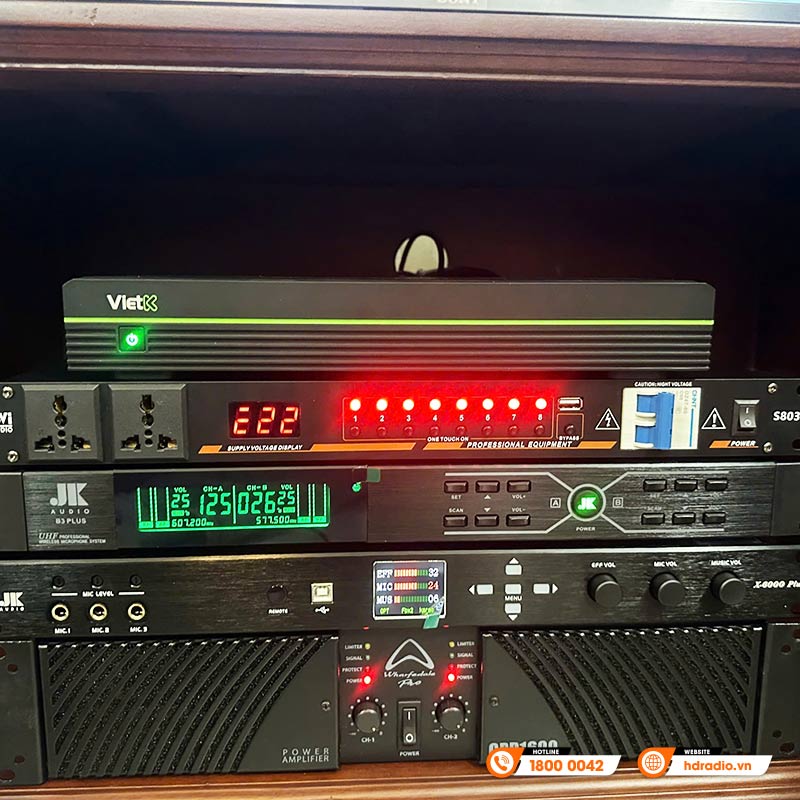 Dàn karaoke cực hay của anh Bình ở Quận Hoàn Kiếm, Hà Nội Dàn karaoke cực hay của anh Bình ở Quận Hoàn Kiếm, Hà Nội