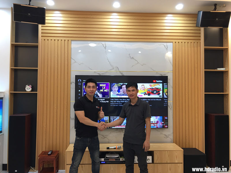 anh thuc te loa jbl studio 690