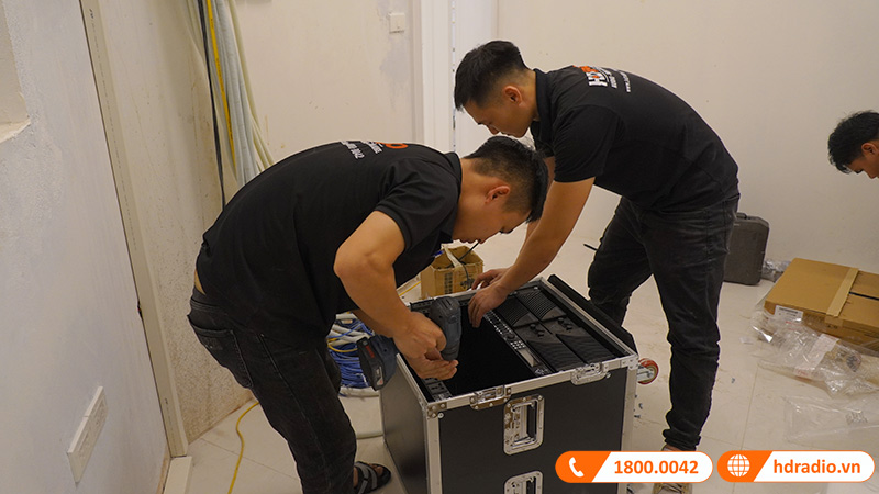 Dàn âm thanh tiệc cưới chất lượng của anh Công ở TP.Hưng Yên Dàn âm thanh tiệc cưới chất lượng của anh Công ở TP.Hưng Yên