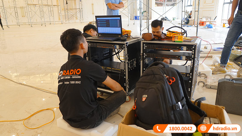 Dàn âm thanh tiệc cưới chất lượng của anh Công ở TP.Hưng Yên Dàn âm thanh tiệc cưới chất lượng của anh Công ở TP.Hưng Yên