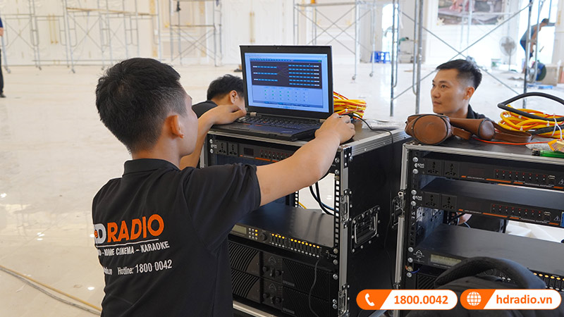 Dàn âm thanh tiệc cưới chất lượng của anh Công ở TP.Hưng Yên Dàn âm thanh tiệc cưới chất lượng của anh Công ở TP.Hưng Yên