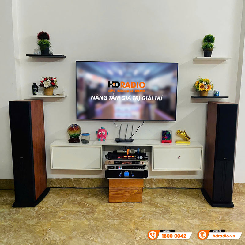 Dàn karaoke của anh Đạt ở Long Biên, Hà Nội Dàn karaoke của anh Đạt ở Long Biên, Hà Nội