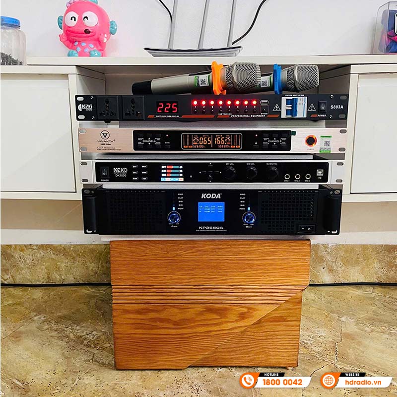 Dàn karaoke của anh Đạt ở Long Biên, Hà Nội Dàn karaoke của anh Đạt ở Long Biên, Hà Nội