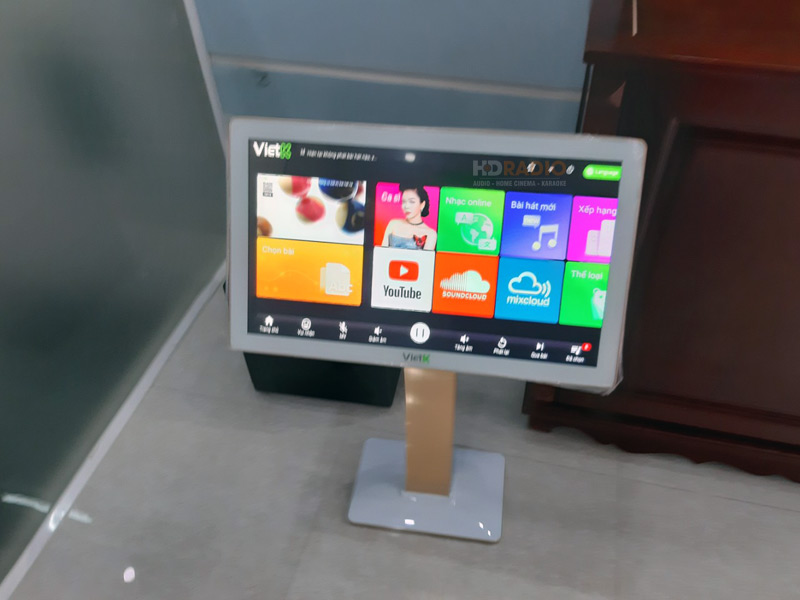 anh-dinh-quan-12-ho-chi-minh8