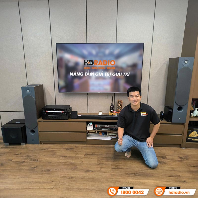 Dàn nghe nhạc của anh Đức ở Thanh Xuân, Hà Nội