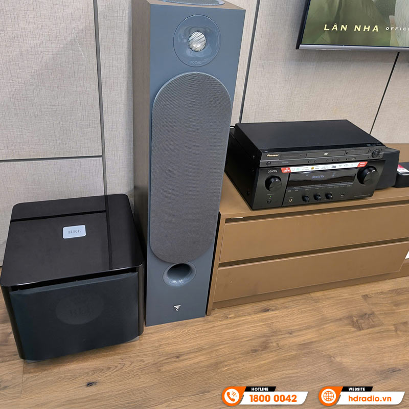 Dàn nghe nhạc của anh Đức ở Thanh Xuân, Hà Nội