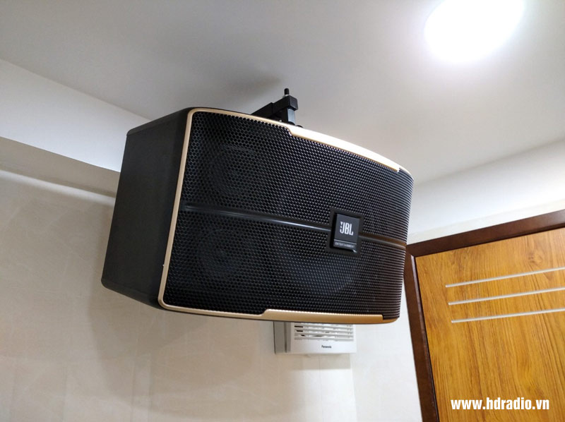 lap-bo-karaoke-cho-anh-dung-o-q10-hcm3