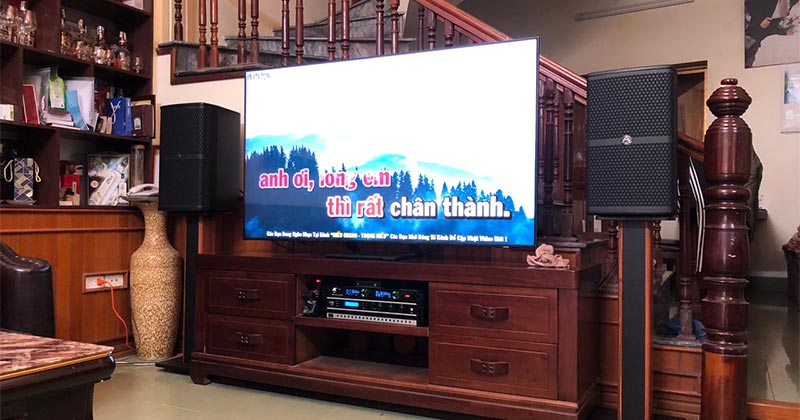 Lắp dàn karaoke anh Dũng ở Vân Canh Hoài Đức, Hà Nội (Loa wharfedale wh10, Đẩy PD8000, Mic JK K300)