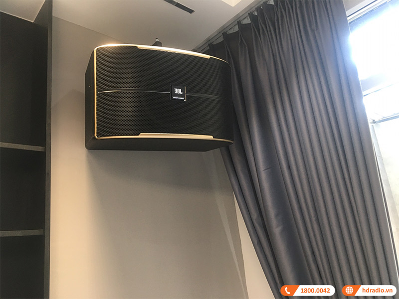 Dan karaoke gia dinh anh Hien