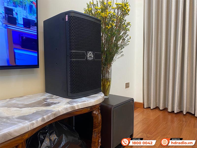 Dàn karaoke chất lượng của anh Hiển ở Tây Hồ, Hà Nội