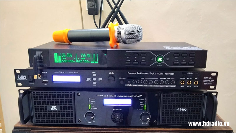 lap-dan-karaoke-cho-anh-hieu-quan-3-hcm1