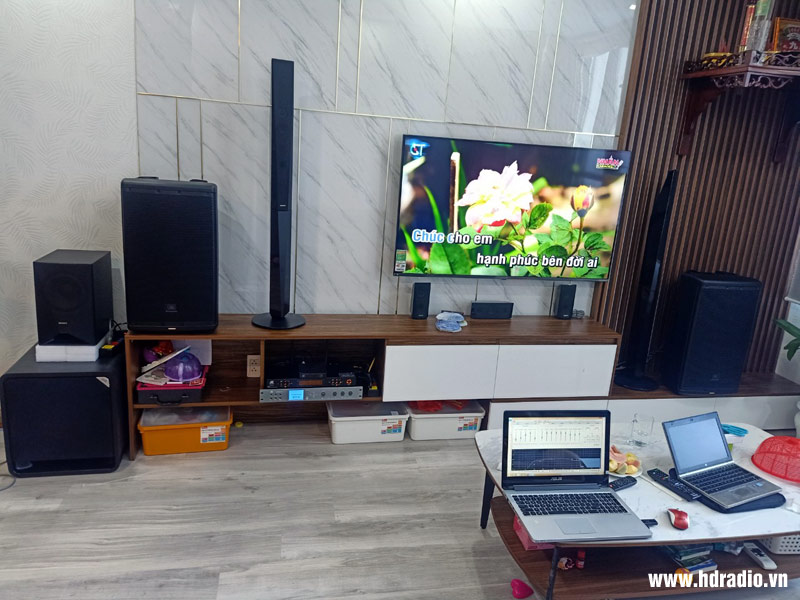 Lắp dàn loa JBL Eon cho anh Hòa ở Bà Rịa Vũng Tàu (Loa JBL EON 612, Vang số JKaudio X6000 Pro, Micro không dây JKAudio B5 Plus, Loa Sub Polk Audio HTS12)