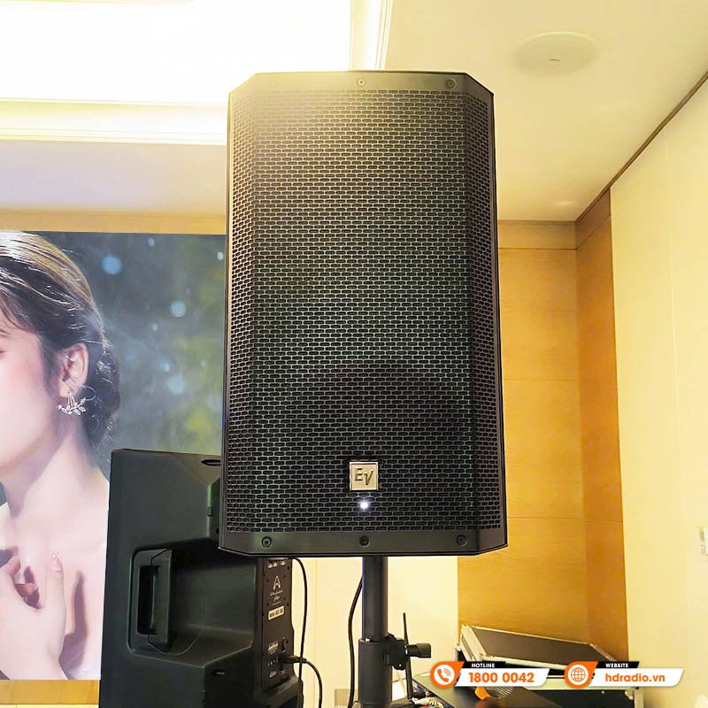 Dàn âm thanh sân khấu biểu diễn của anh Hưng ở Quận 3, TP.Hồ Chí Minh