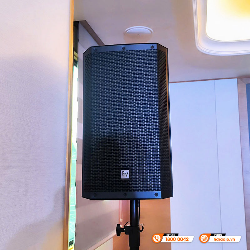 Dàn âm thanh sân khấu biểu diễn của anh Hưng ở Quận 3, TP.Hồ Chí Minh