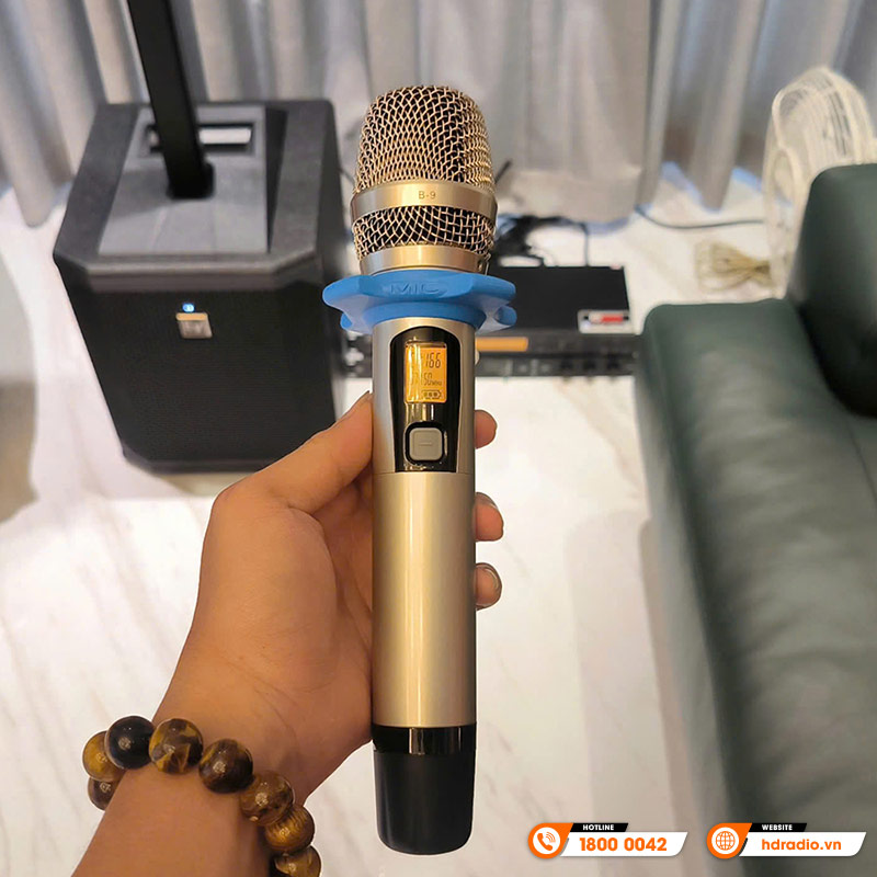 Dàn karaoke của anh Khanh ở Quận 1, Hồ Chí Minh