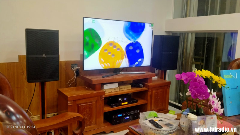 anh-khuyen-o-tan-phu-ho-chi-minh