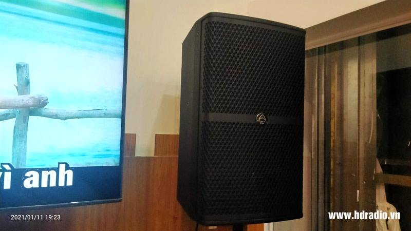 anh-khuyen-o-tan-phu-ho-chi-minh1