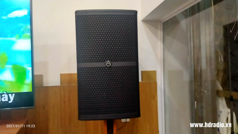 anh-khuyen-o-tan-phu-ho-chi-minh2