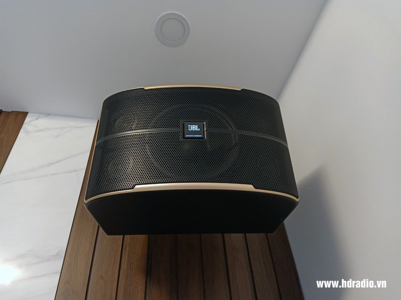 anh-kien-o-thu-duc-ho-chi-minh1