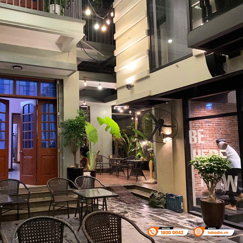 Dàn âm thanh quán Cafe của anh Lâm ở Hoàng Mai, Hà Nội Dàn âm thanh quán Cafe của anh Lâm ở Hoàng Mai, Hà Nội