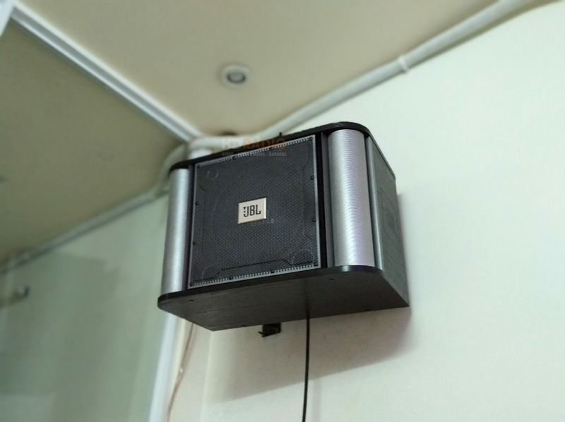 anh-loi-o-quan-binh-tan-ho-chi-minh1