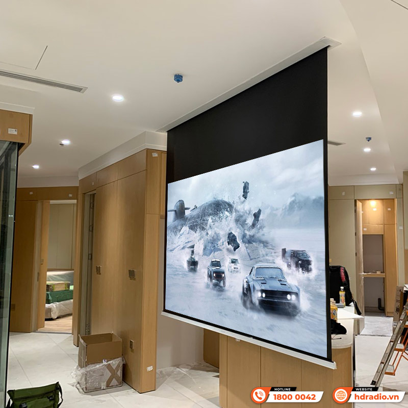 Hệ thống trình chiếu của anh Long ở Quận Tây Hồ, Hà Nội